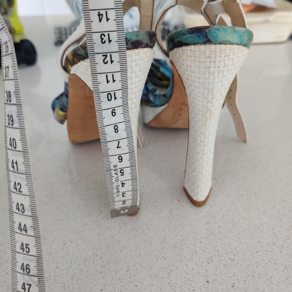 KAREN MILLEN || Aqua Heels SIZE 37 - Picture 5 of 7